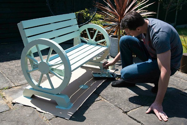 garden furniture paint for a bench