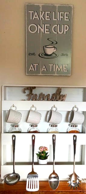 shabby chic shelves for kitchen