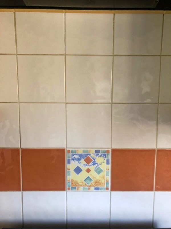 cleaning kitchen grout